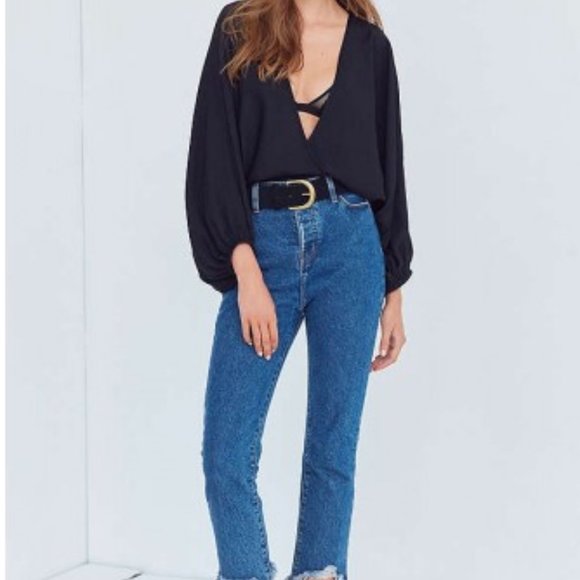 Elegant Black Women's Top - Picture 1 of 5